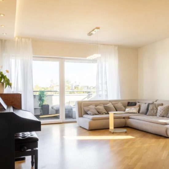 Apartament Marina Warszawa – 3 Sypialnie, Balkon,