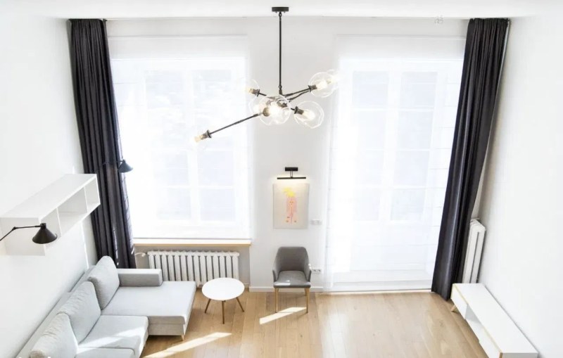 Unique apartment with 4m ceilings and big balcony — pre-war building