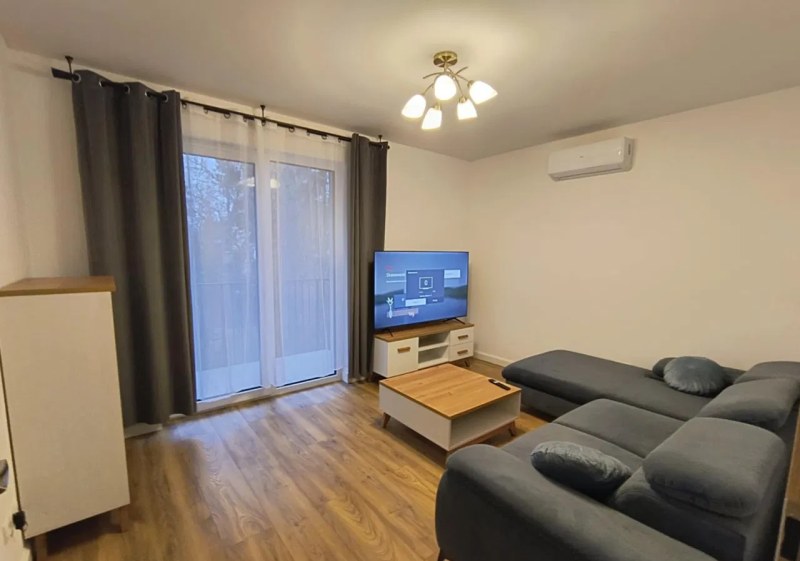 dwupokojowe mieszkanie 46m2- z oddzielną kuchnią, klimatyzacją-LUX