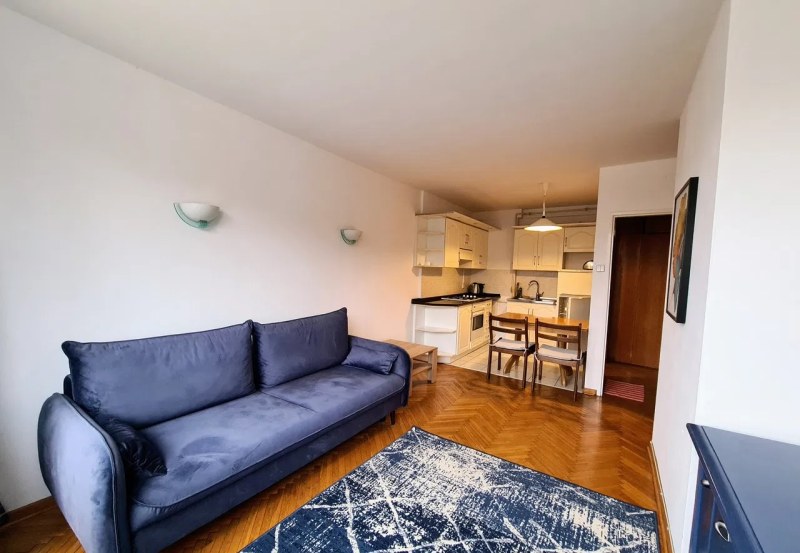 Okazja, 2 pokoje, balkon, Belwederska 14