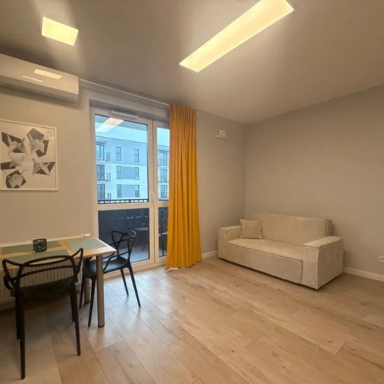 Do wynajęcia kawalerka 30 m² z balkonem w zielonej okolicy, Rembertów