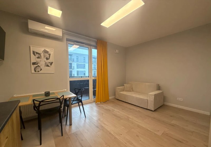 Do wynajęcia kawalerka 30 m² z balkonem w zielonej okolicy, Rembertów