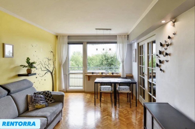 Spokojne 3-pokojowe mieszkanie z balkonem w centrum