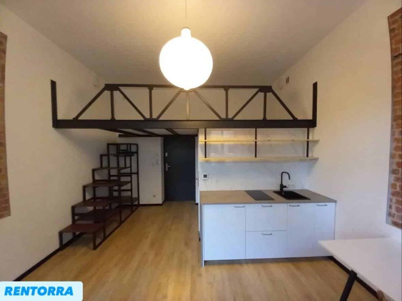 Kawalerka z antresolą w centrum miasta loft